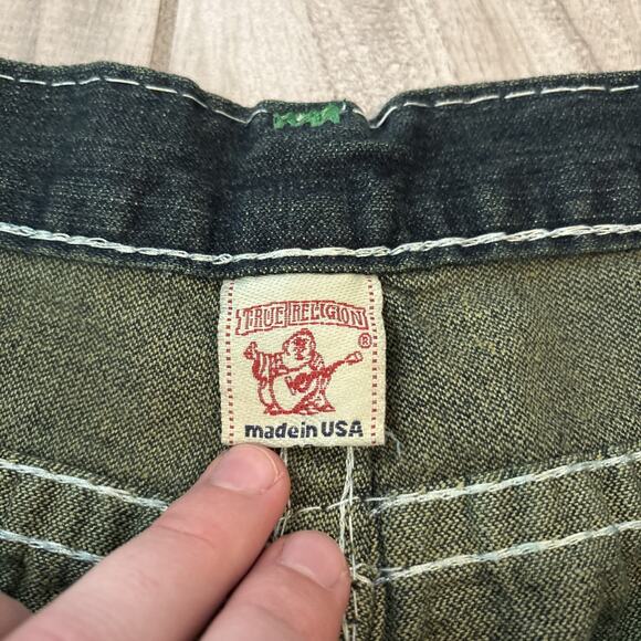 True Religion Made In USA Joey Super T Jean Shorts Jorts Size 42 Green Blue 15” - Picture 6 of 8